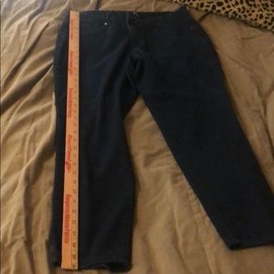 1822 Denim look slender and light denim feel!